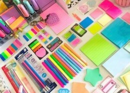 Procon emitiu portaria que regula compra de material escolar